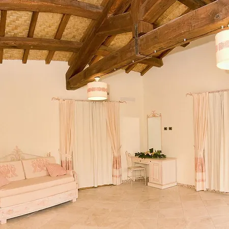 酒店 Soffio Di Vento 3*