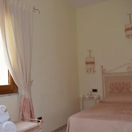 Soffio Di Vento 3* Magazzini (Sardinia)